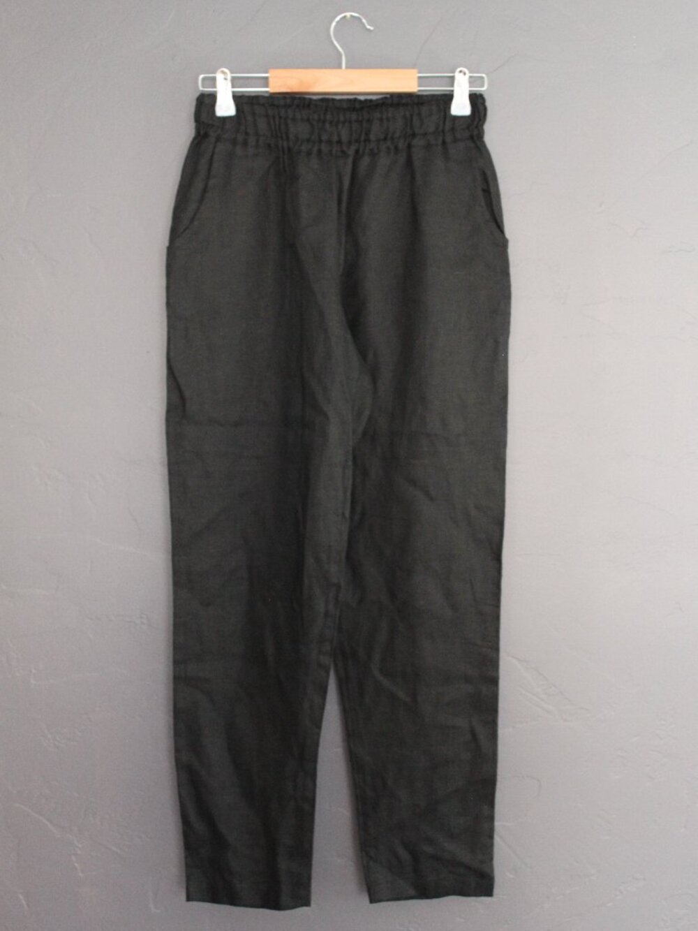 Black high rise linen pants